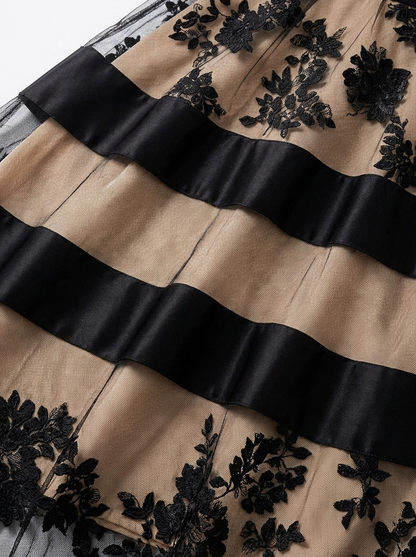 Vestido Midi Línea Elegante en Encaje Negro